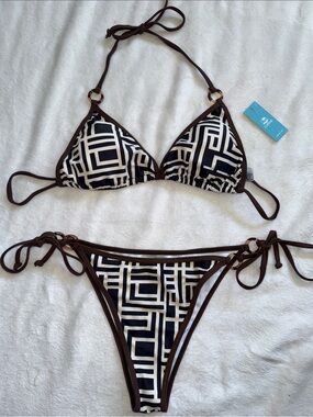 Cupshe Black and Cream Geometric String Bikini with Brown Trim